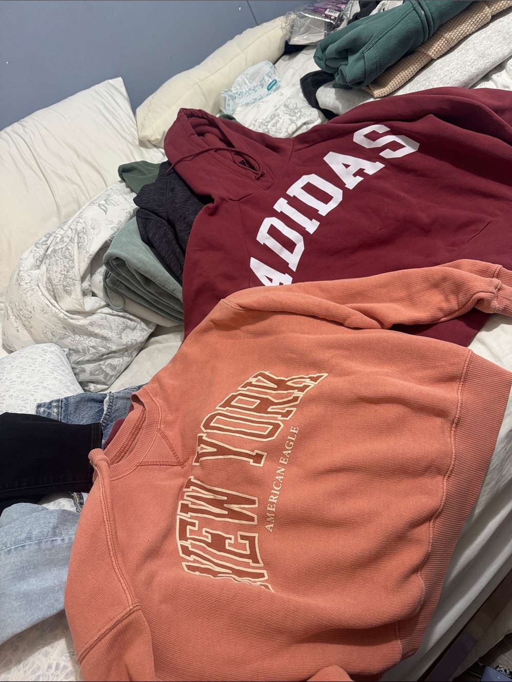 Two for 1 American Eagle Outfitters Pink-Orange 'NEW YORK' Sweatshirt x Adidas
